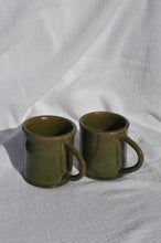 Load image into Gallery viewer, Seaweed Mug Pair
